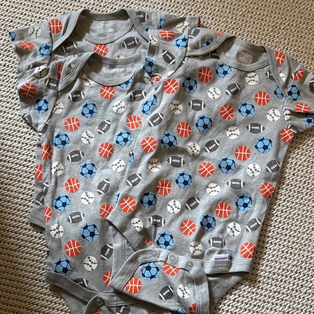 Onesies 4 infant boys new size 12 months cotton snaps